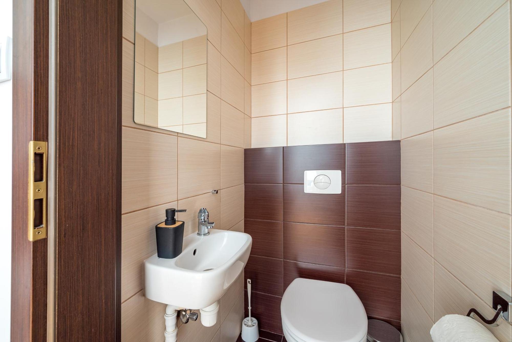 Metro Stoklosy 2-bedroom * Warschau